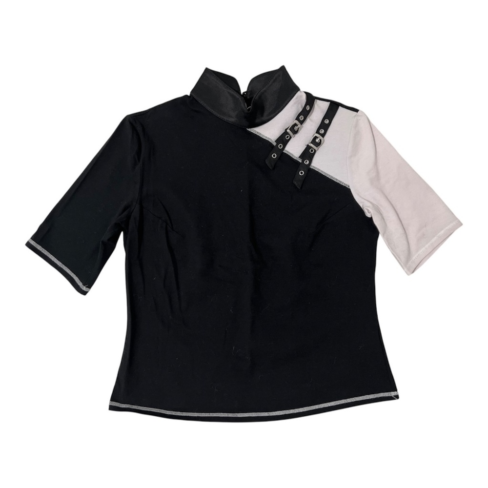 Black and white top, EU size 38.